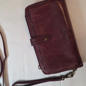 The Sak Iris Smartphone Crossbody